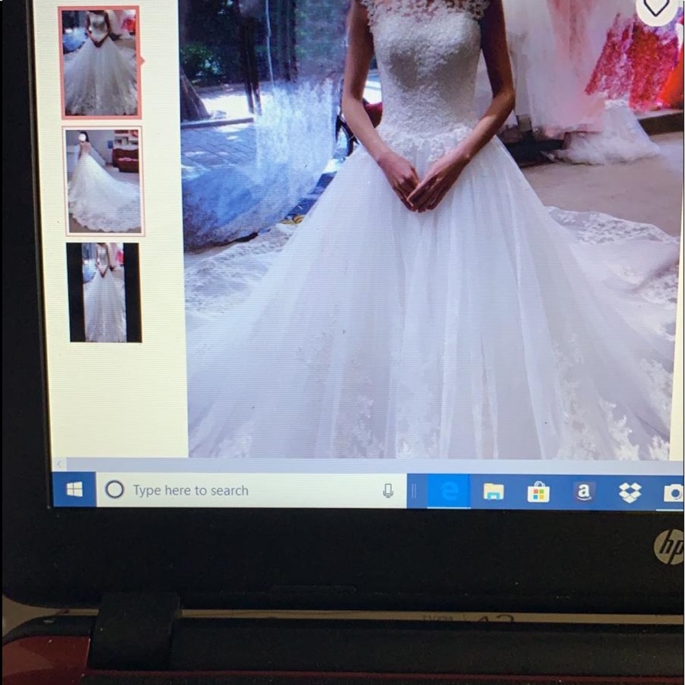 Wedding dress